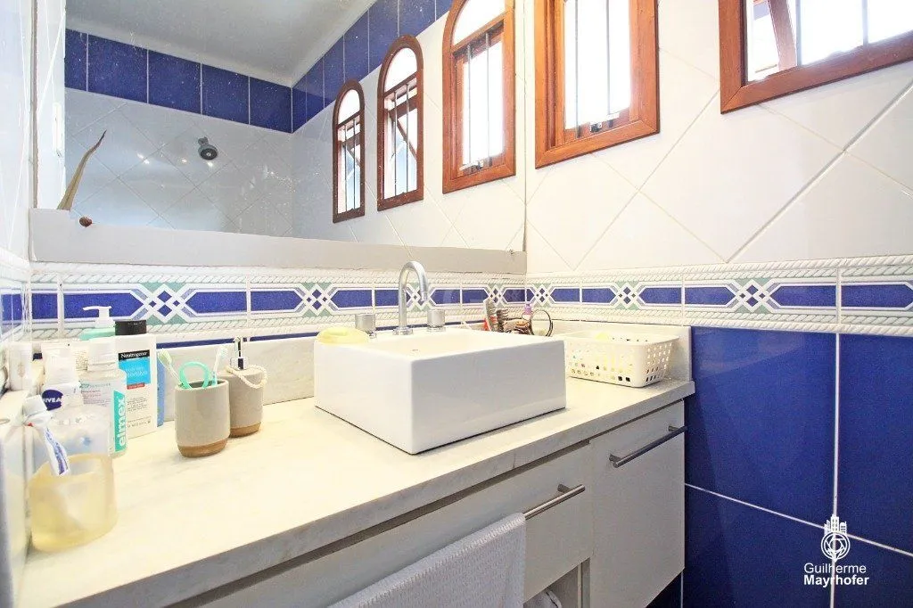 Imagem Casa para Venda - 151.36m², 3 dormitórios, sendo 1 suites, 2 vagas - Partenon