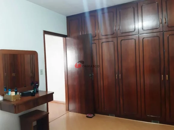 Imagem Sobrado à venda 3 Quartos, 2 Suites, 2 Vagas, 209M², Osvaldo Cruz, São Caetano do Sul - SP