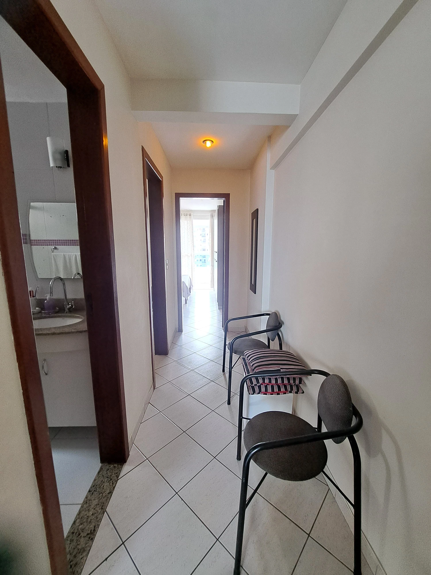 Imagem Apartamento com 2 Quartos à Venda, 58 metros em Jockey de Itaparica - Vila Velha