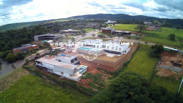 Imagem ALTO PADRÃO 5 SUÍTES PISCINA DE BORDA INFINITA LAZER COMPLETO CASA/CASEIRO
