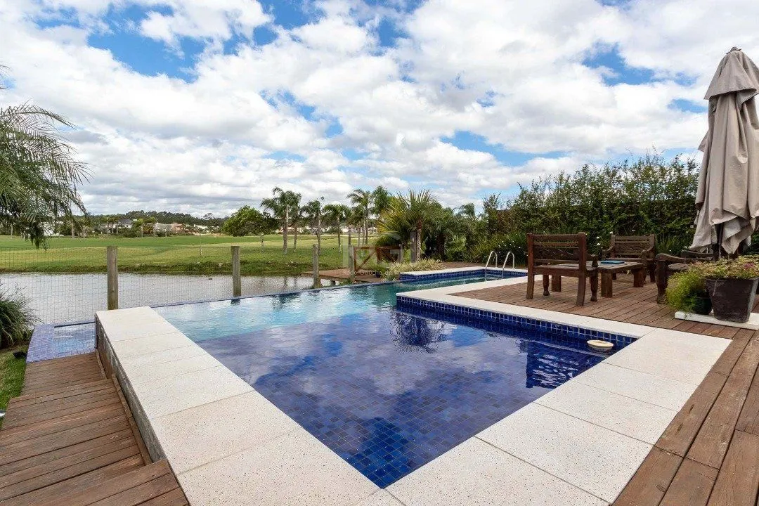 Imagem Casa Condominio Terra Ville para Venda - 339.3m², 4 suites, 6 vagas - e fundo lago.