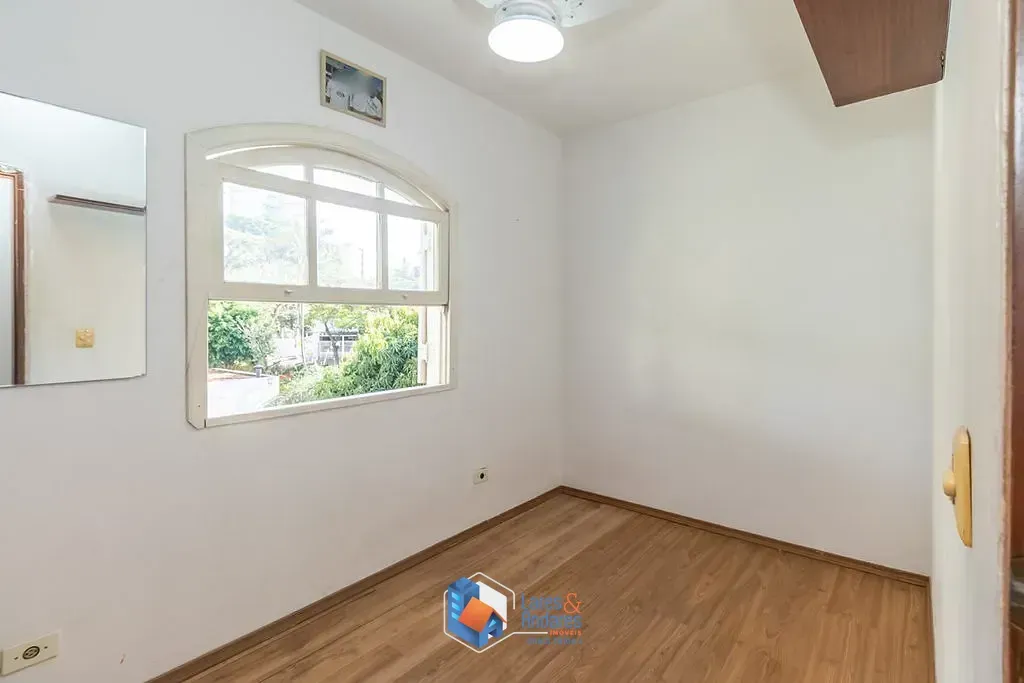 Imagem Casa à venda 4 Quartos 1 Suite 2 Vagas 180M² Jardim Umuarama São Paulo - SP