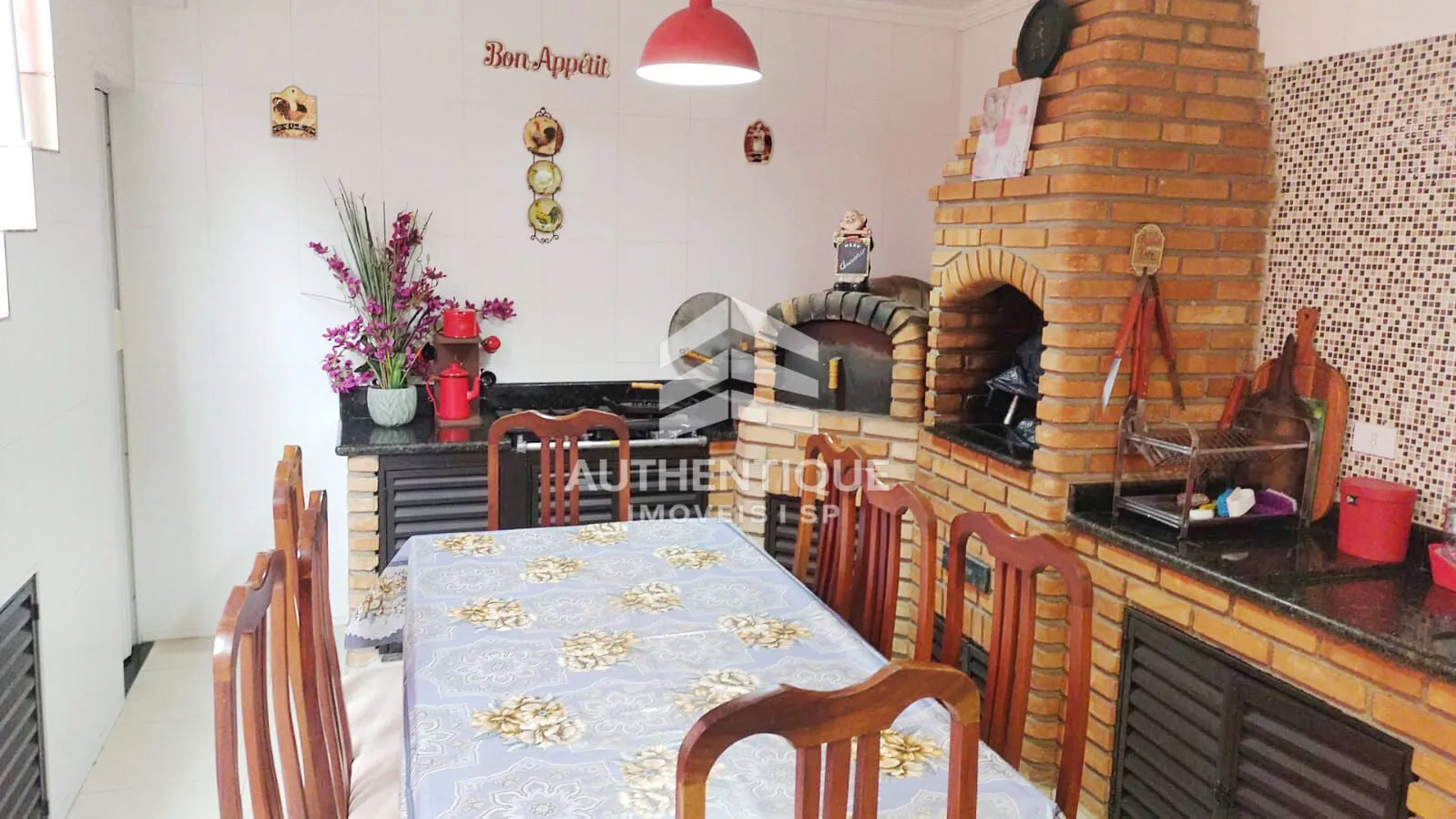 Imagem Casa Assobradada na Vila Carlos de Campos à venda