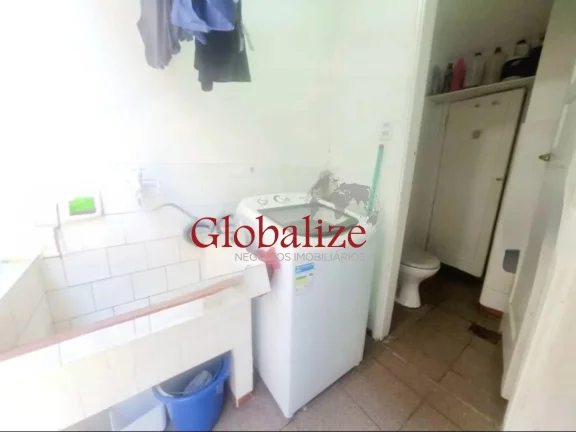 Imagem Casa com 78m², 2 quartos, 2 banheiros, quintal por R$320.000,00 na Vila Mathias em Santos