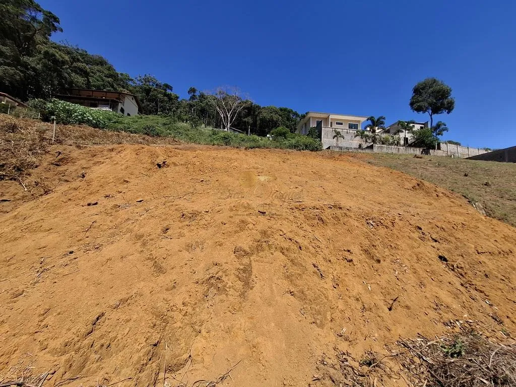 Imagem Terreno em Condomínio para Venda em Teresópolis / RJ no bairro Prata