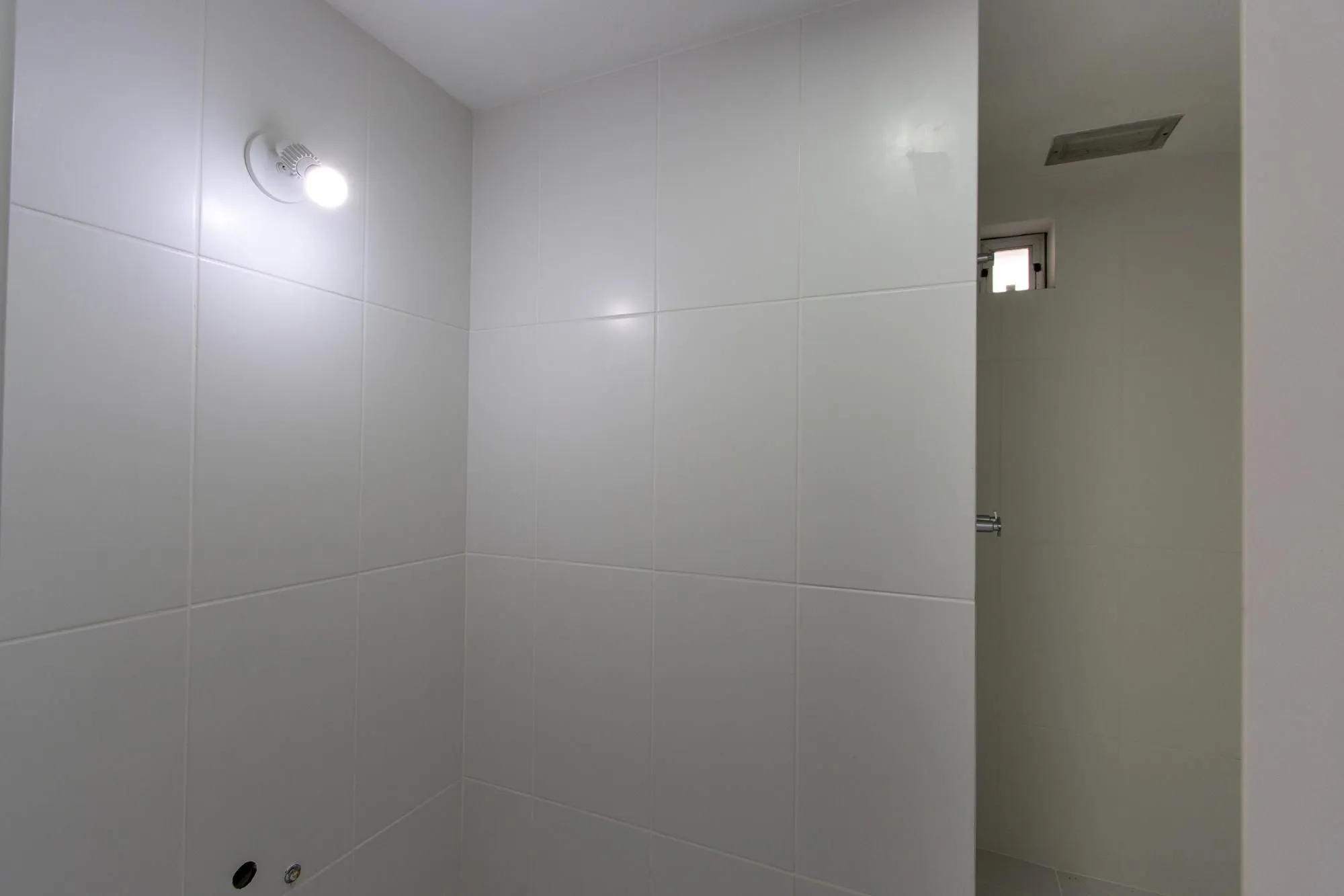 Imagem Apartamento no Menino Deus com 2 dormitórios e garagem