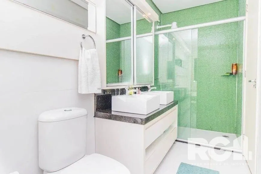 Imagem Casa com piscina, 3 suítes, desocupada, Rua Leite de Castro- Jardim Itu Sabará