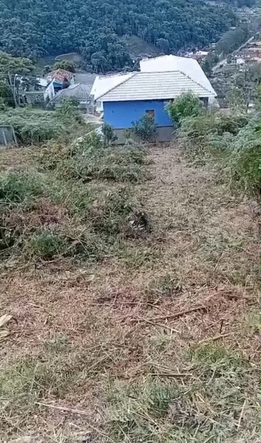 Imagem Terreno em Condomínio para Venda em Teresópolis / RJ no bairro Albuquerque