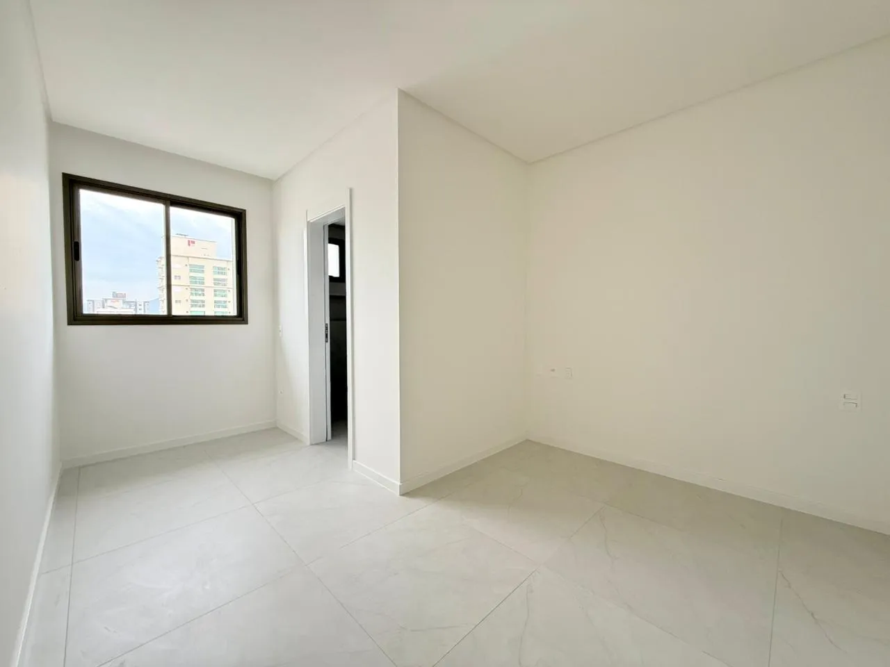 Imagem Apartamento à venda com 135m2 por R$ 2.250.000,00