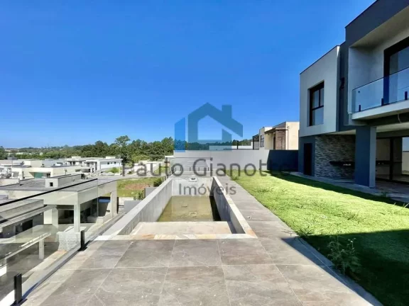 Imagem Casa Nova, de Alto Padrão, à Venda em Condomínio de Cotia