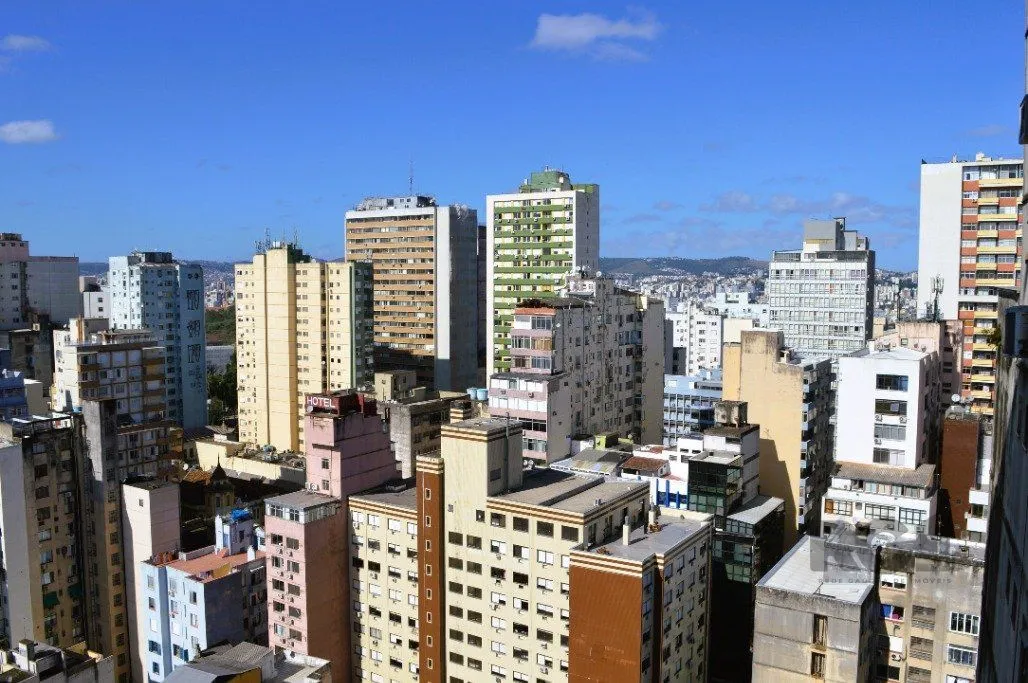 Imagem ANDAR INTEIRO NA GALERIA MALCOM 22º - SALA COMERCIAL LINDA E REFORMADA