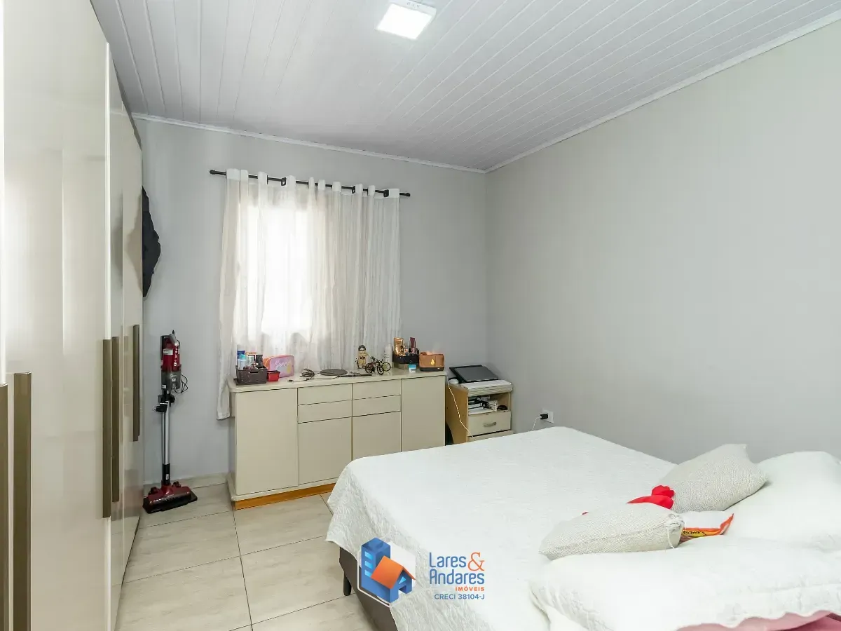Imagem Casa para venda em Tremembé com 9 quartos, sendo 1 suíte, 161m²