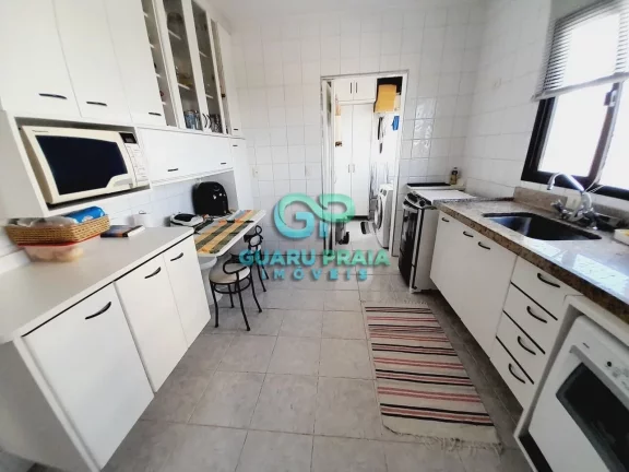 Imagem 3 dormitórios, sendo 1 suíte, sala 2 ambientes, cozinha planejada, 3 banheiros, área de serviço, totalmente equipado, WC de empregada, terraço e 2 vagas de garagem