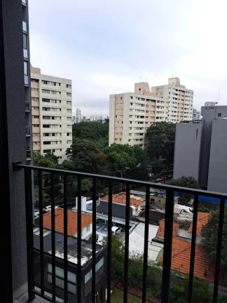 Imagem Studio de 27m², 1 dorm, vista livre 8º andar, 3 minutos da CPTM e 4 minutos do Shopping Vila Olímpia