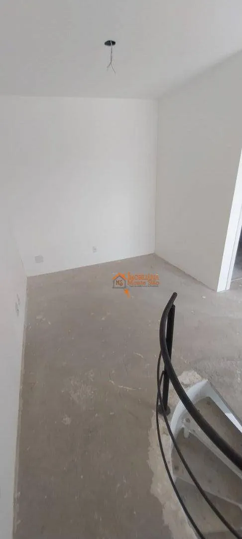 Imagem Apartamento Duplex com 2 dormitórios à venda, 90 m² por R$ 495.000,00 - Vila Nova Bonsucesso - Guarulhos/SP