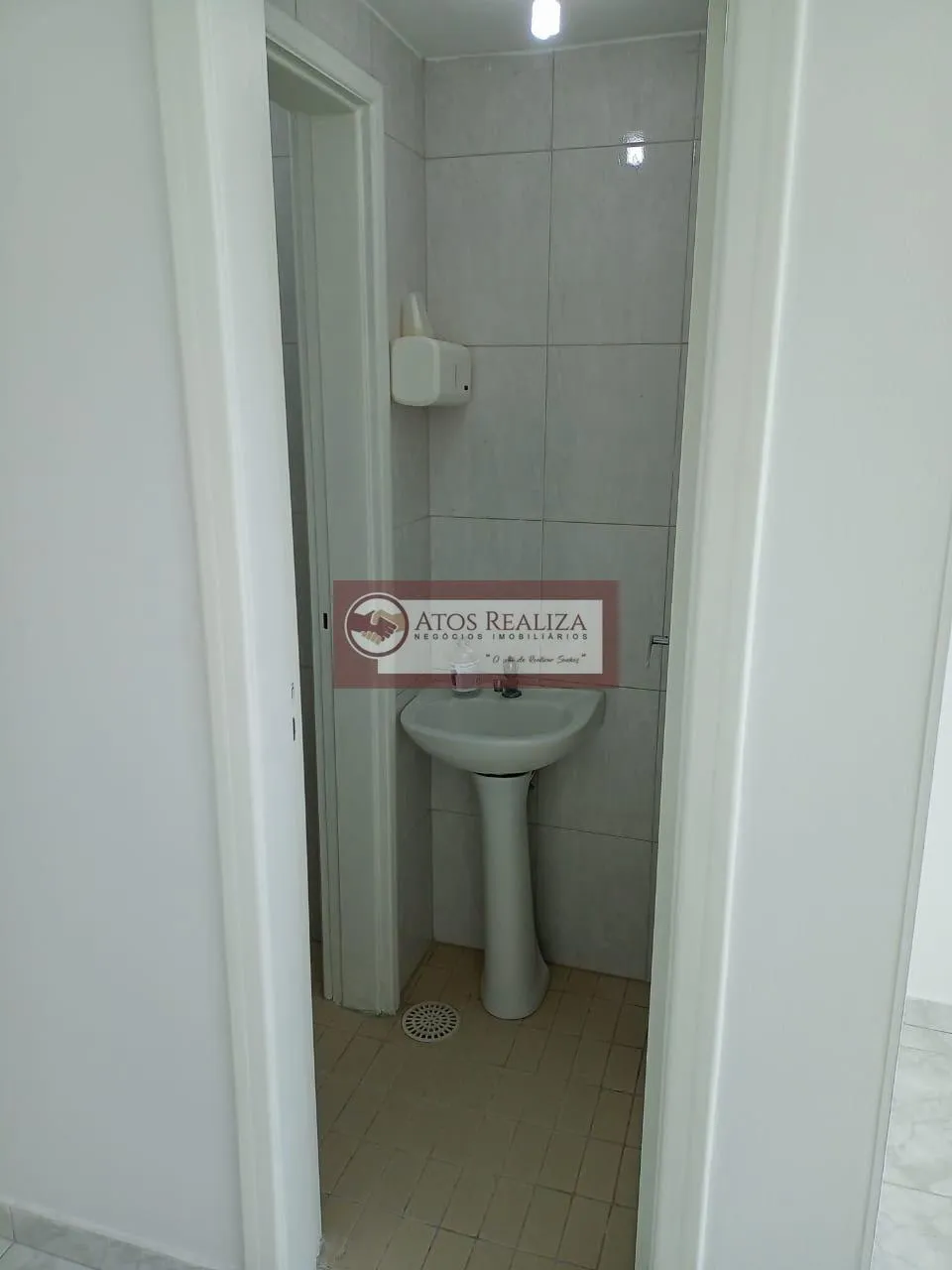Imagem Sala Comercial em Santo Amaro, 29m², 1 Banheiro, para Locação