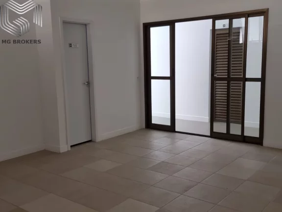 Imagem Cobertura à venda no Recreio dos Bandeirantes - 2 quartos, 1 suíte, 116m² de área - Rio de Janeiro-RJ