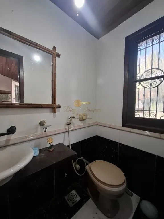 Imagem Casa em Condomínio para Venda em Teresópolis / RJ no bairro Green Valley