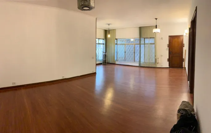 Imagem Casa com 3 Quartos à Venda, 300 m² em Vila Monumento - São Paulo