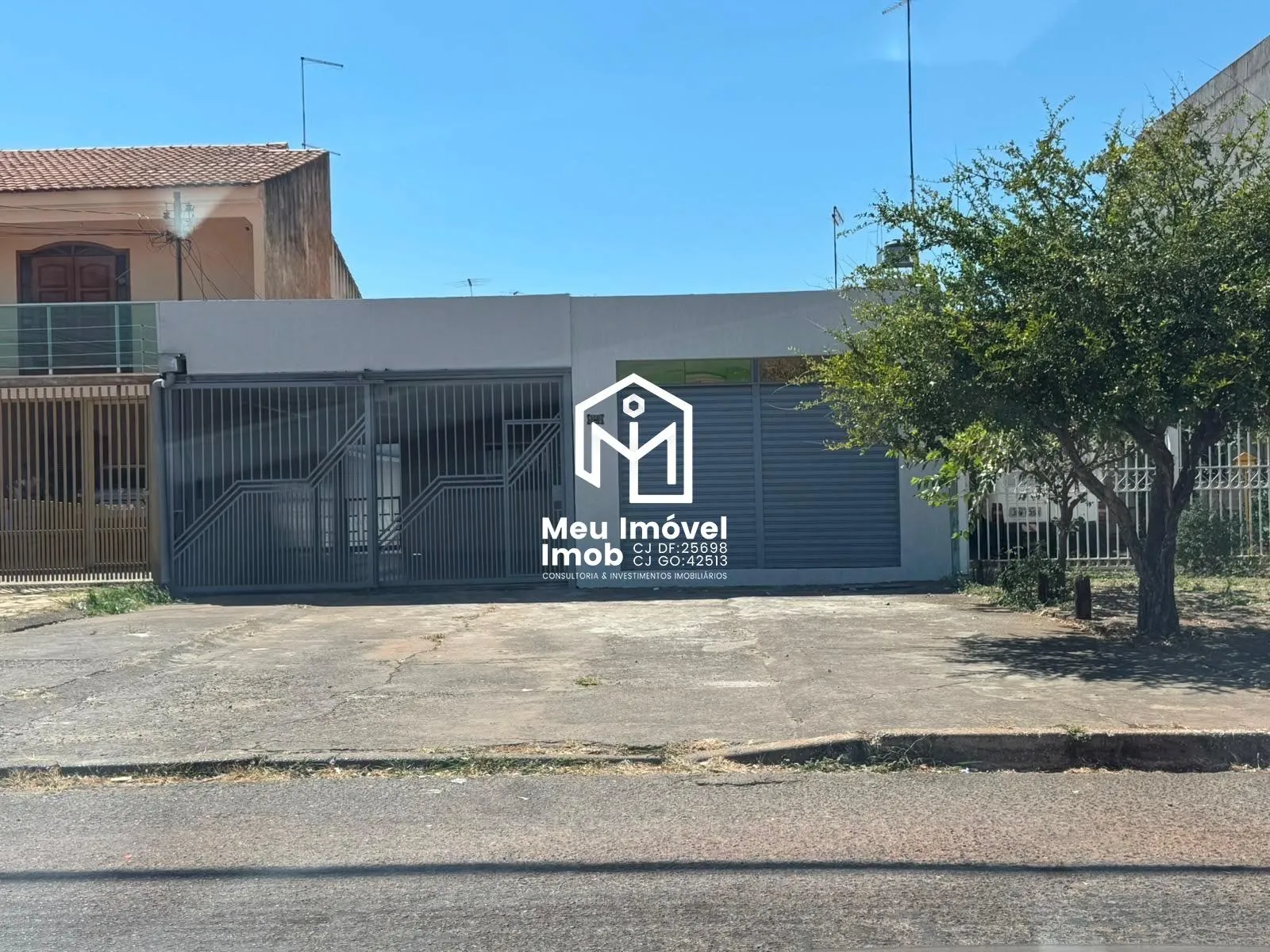 Foto do imóvel Casa 6 Quartos 1 Vaga 300m² Reformada Taguatinga/DF
