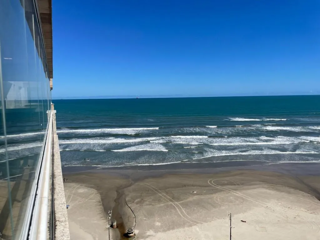 Imagem APARTAMENTO COM 120,00 m² - CAIÇARA - PRAIA GRANDE SP