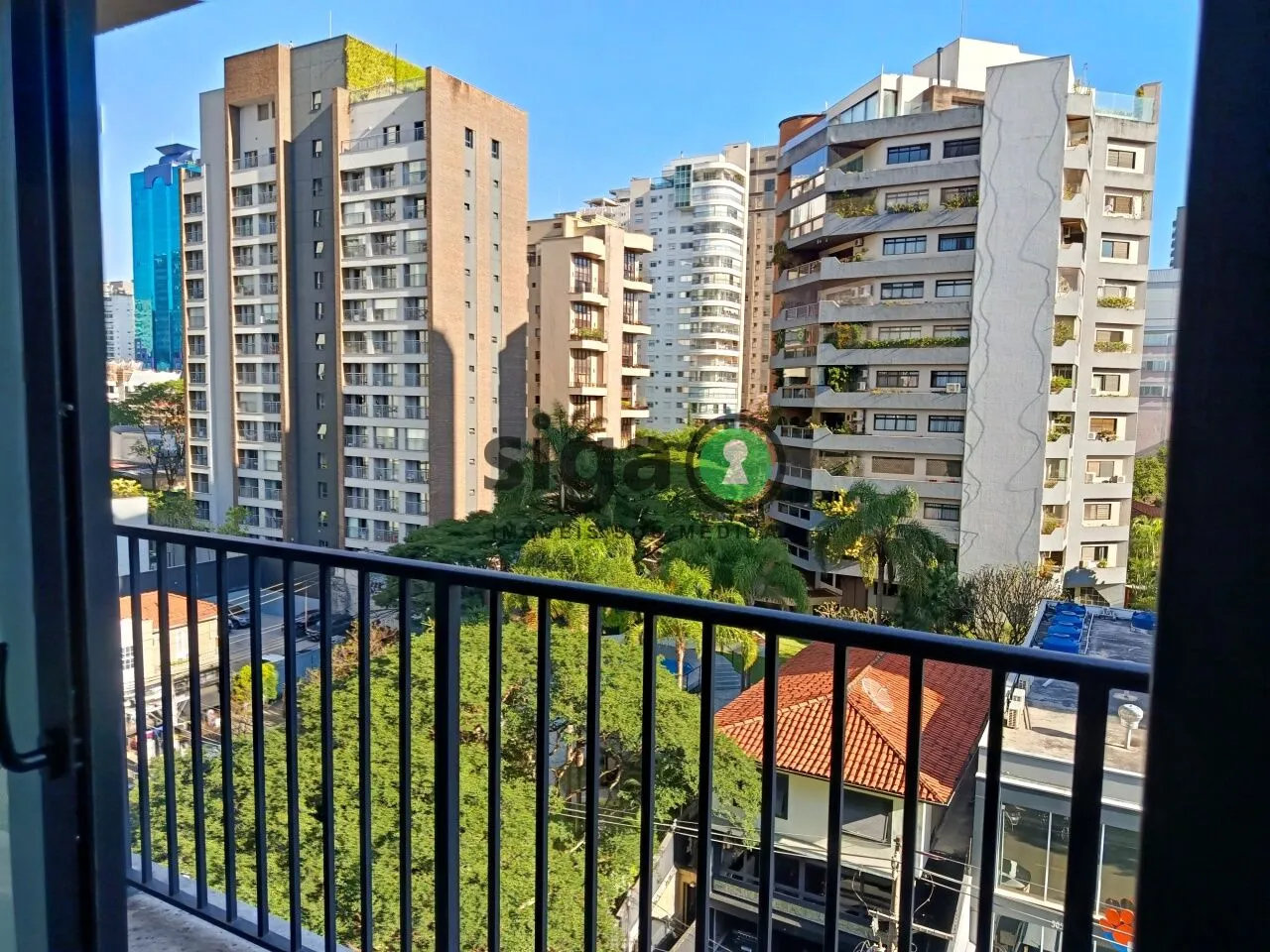 Imagem Apartamento para venda em Moema com 4 quartos e 4 vagas