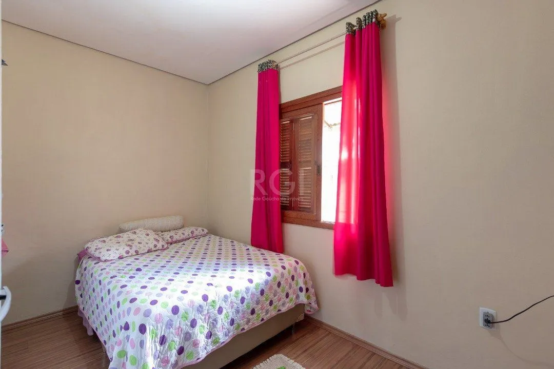 Imagem Casa para Venda - 120m², 3 dormitórios, sendo 1 suites, 3 vagas - Vila Nova