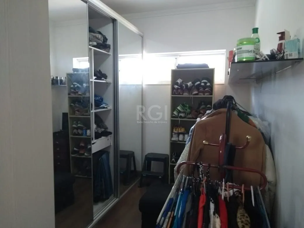 Imagem Casa para Venda - 300m², 3 dormitórios, sendo 3 suites, 6 vagas - São Lucas