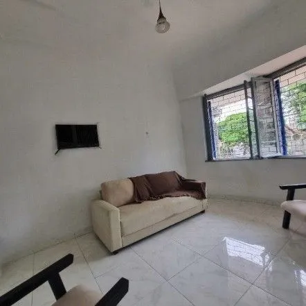 Imagem Casa de 4 dormitórios, 2 banheiros para venda pronta para morar no bairro Partenon em Porto Alegre/RS.