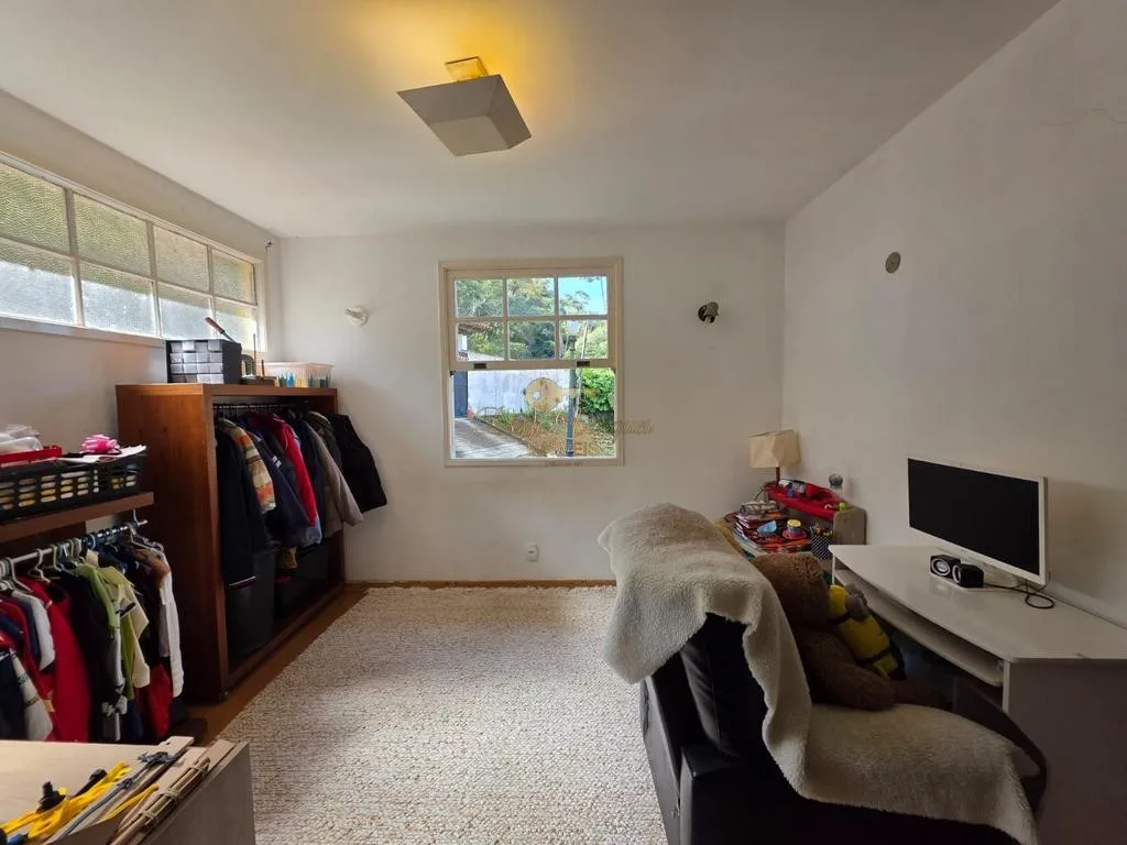 Imagem Casa para Venda em Teresópolis / RJ no bairro Albuquerque