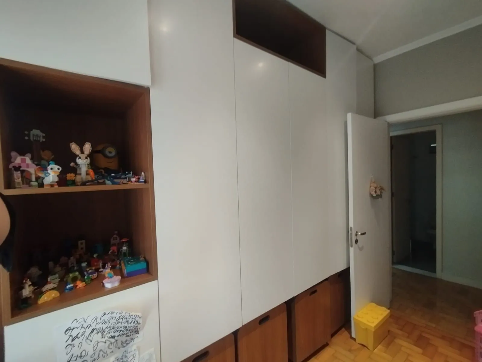 Imagem Apartamento com 3 dormitórios e vaga de garagem na João Pessoa - conforto e praticidade no coração de Porto Alegre!
