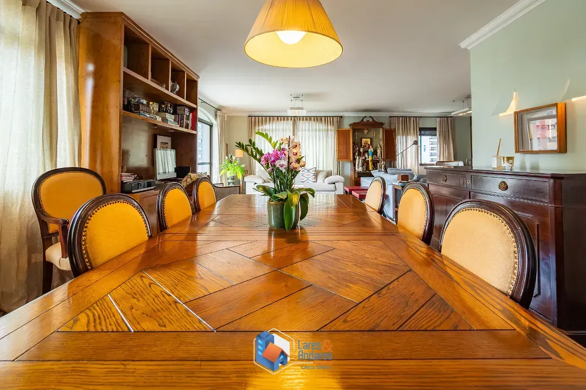 Imagem Apartamento para venda em Vila Uberabinha com 2 quartos, sendo 2 suítes, 171m²