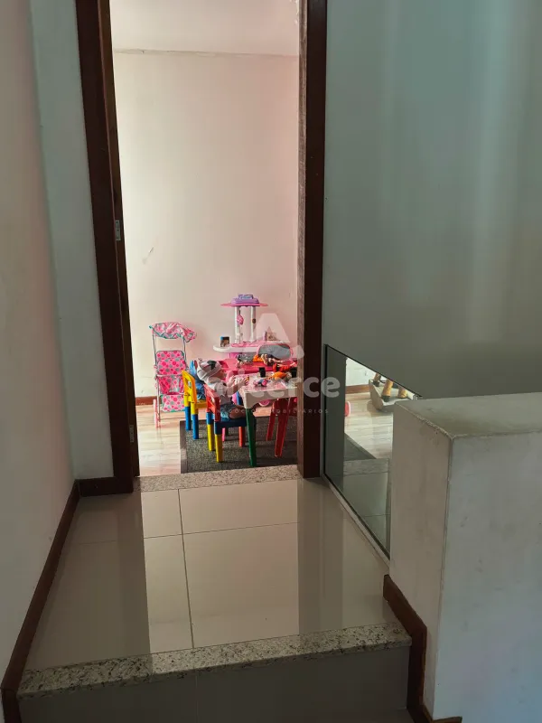 Imagem Sobrado à venda com 3 quartos 1 suíte, 78m² em Potecas São José