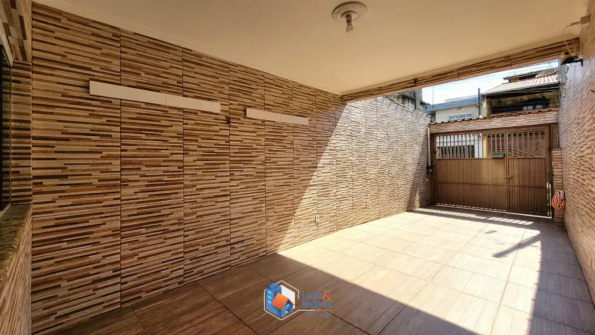 Imagem Sobrado para venda em Jardim Santa Adélia com 3 quartos, sendo 2 suítes, 97m²