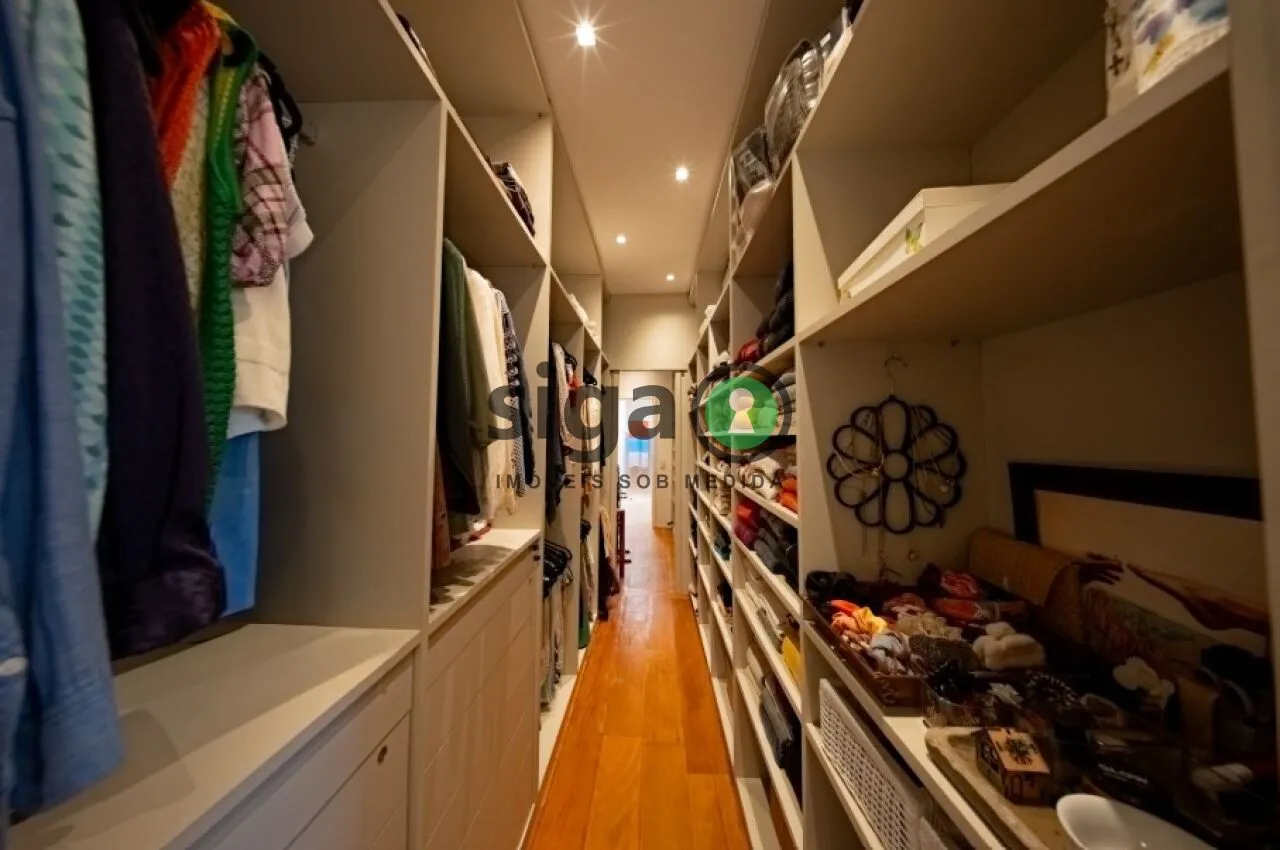 Imagem Casa de Vila Fechada no Itaim Bibi com 03 suítes, São Paulo - SP
