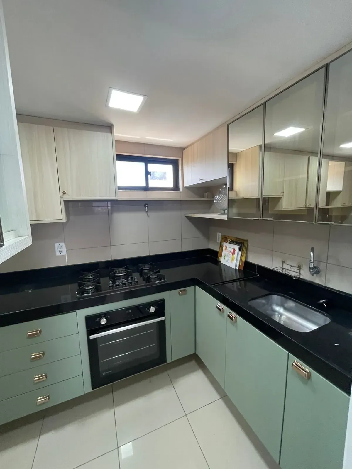 Imagem Apartamento com 2 Quartos à Venda, 60 m² em Presidente Kennedy - Fortaleza