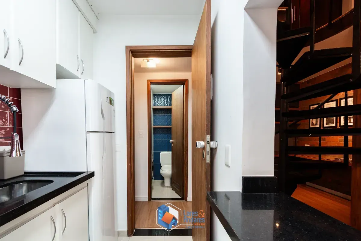 Imagem Duplex para venda em Cerqueira César com 1 quarto, sendo 1 suíte, 62m²