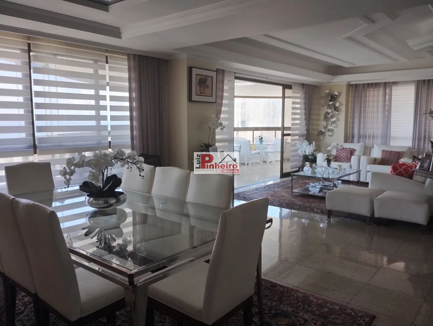 Foto do imóvel: Apartamento na Graca com 4 Suites