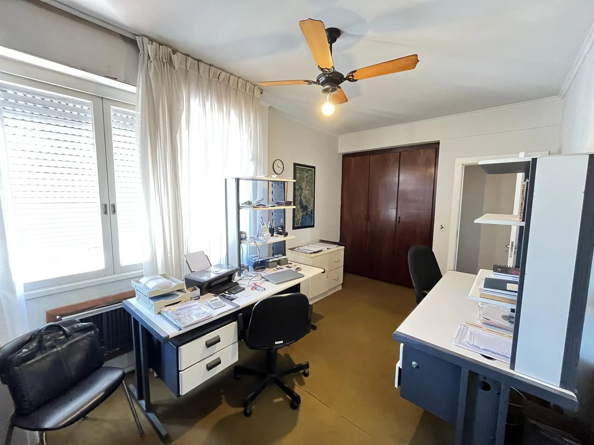 Imagem Apartamento de 3 quartos, suíte e 1 vaga de garagem no bairro Independência POA