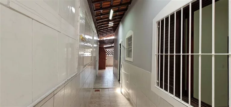 Imagem CASA COM 65.5 m² - BALNEARIO MARACANA - PRAIA GRANDE SP