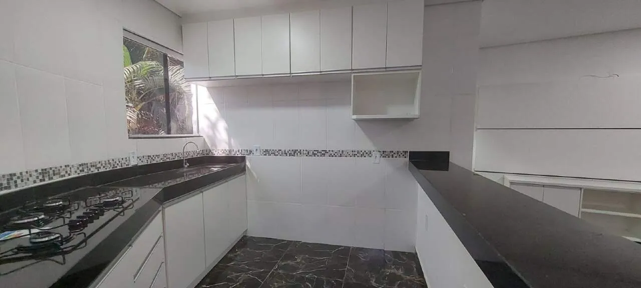Imagem VISTA PARA A LOGOA+RUA TRANQUILA