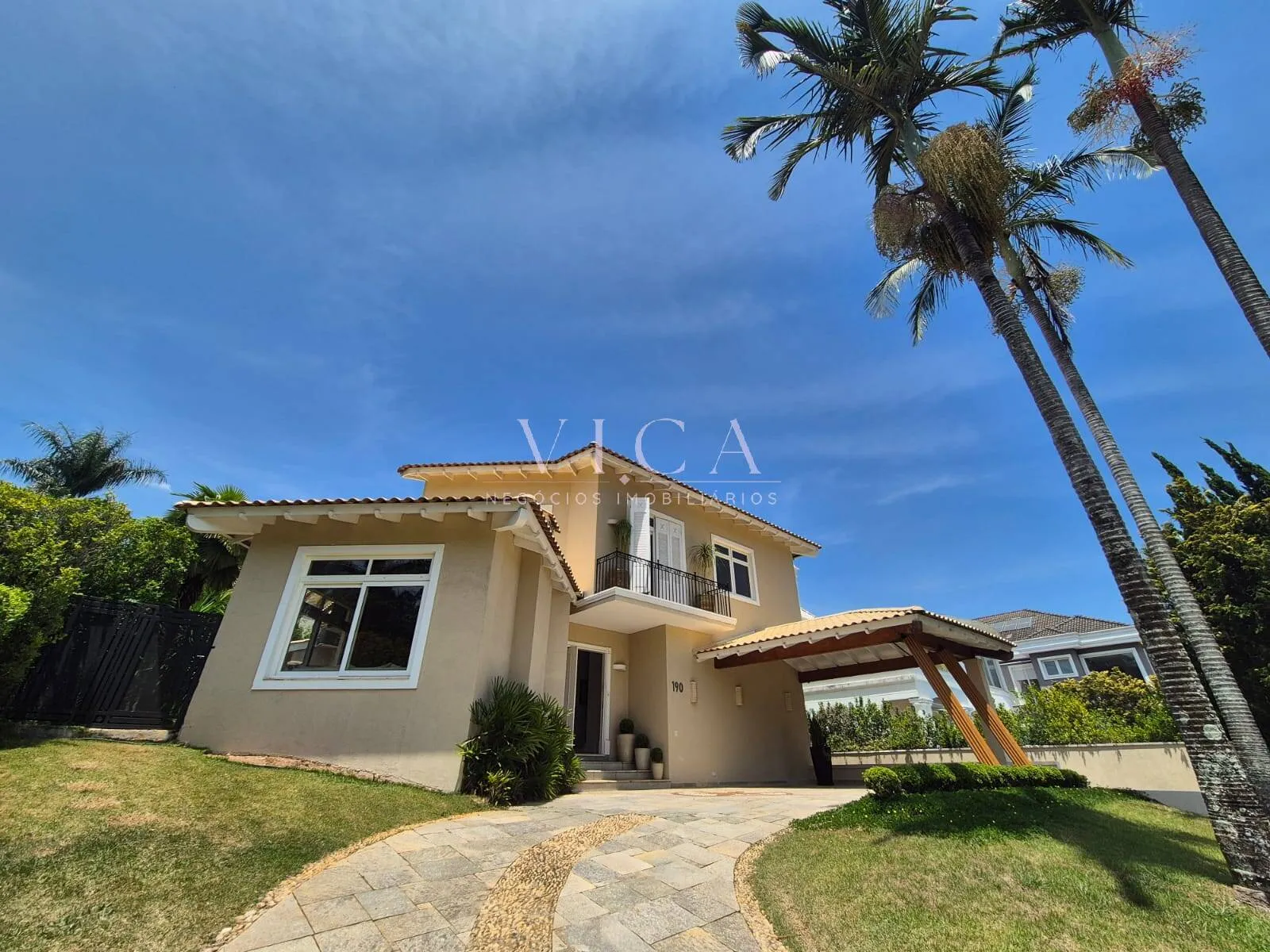 Imagem Tamboré 02| Casa de Alto Padrão | 4 Suítes | Automatizada| R$ 45.000,00 mês