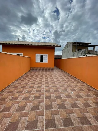Imagem Casa com 2 Quartos à Venda, 130 m² em Jamaica - Itanhaém