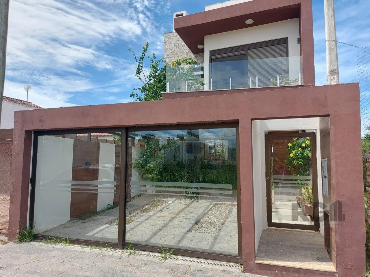 Imagem CASA ALTO PADRÃO - BALNEÁRIO -SÃO LOURENÇO DO SUL - RS