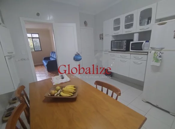 Imagem Apartamento reformado com 3 dormitórios no bairro da Aparecida em Santos por R$680.000,00