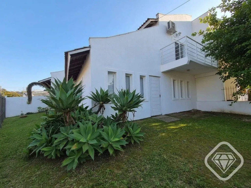 Foto do imóvel Uma casa que ganha ainda mais valor pelo espaço que oferece. Casa de esquina no Jardins do Prado, ... em Alcibiades Martins da Rocha