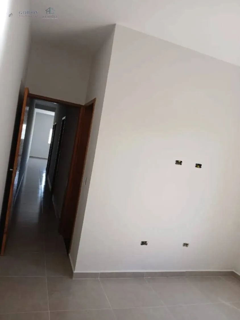 Imagem Casa à venda em Pindamonhangaba - 3 dormitórios | Casa Nova