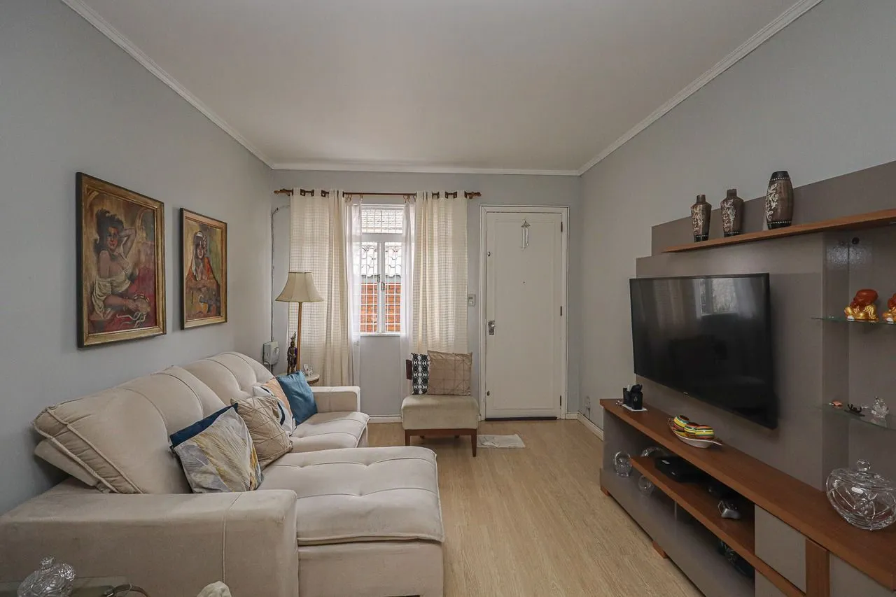 Imagem Casa a venda, 3 quartos sendo 1 suíte, 166m² no bairro Passo da areia, Porto Alegre