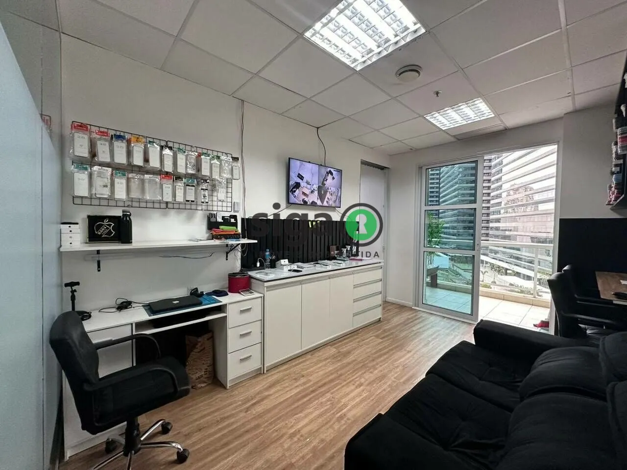 Imagem Conjunto Comercial no Brooklin com 70m² - 2 Vagas à Venda.