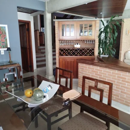 Imagem Casa Sobrado, 3 dormitórios ( 3 suítes), 4 vagas, piscina, Jacareí.
